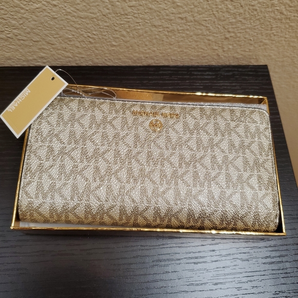 Michael kors Jet Set Charm Medium Wallet In the Box - Picture 3 of 8